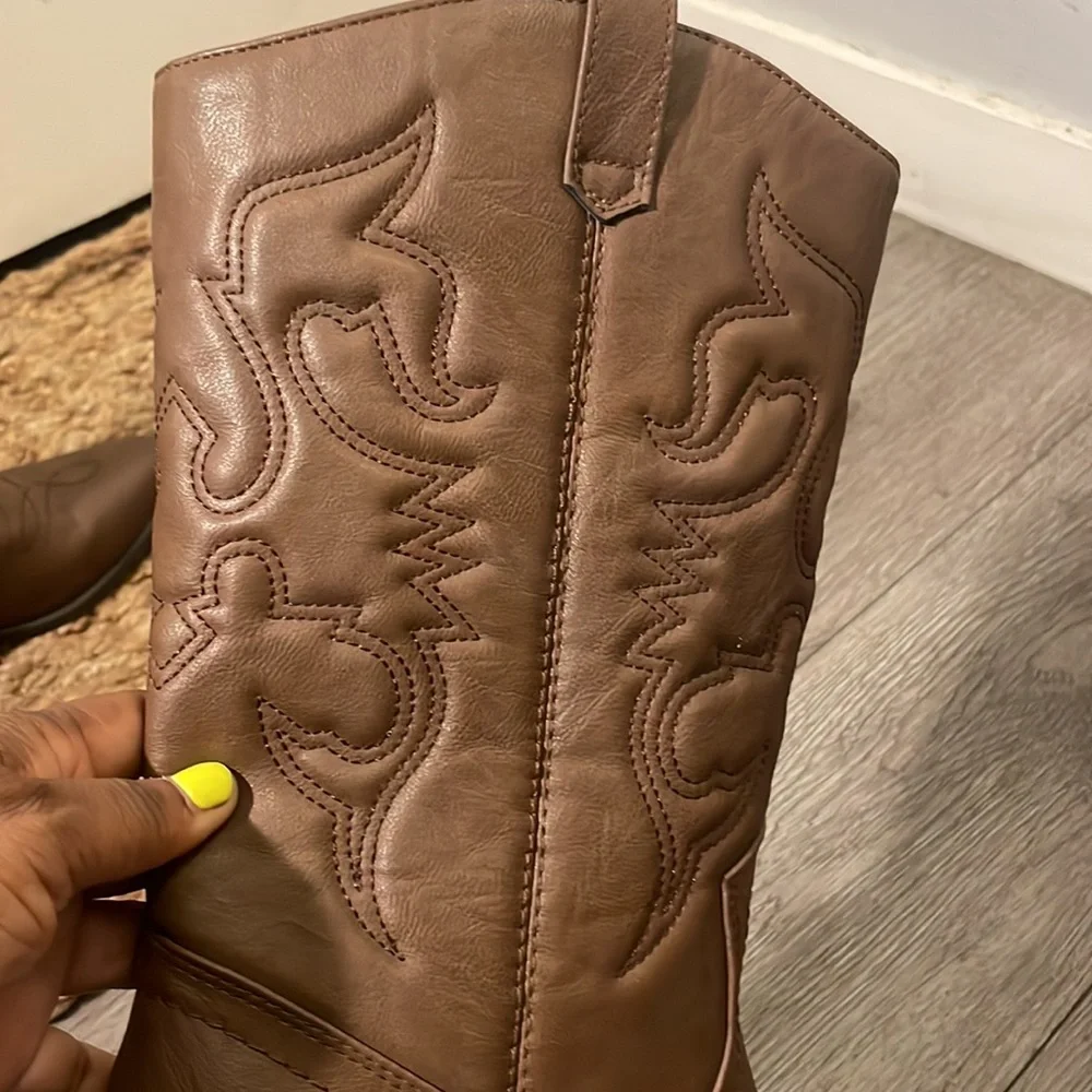 Cowgirl boots size 9 from soda - Picture 4 of 7
